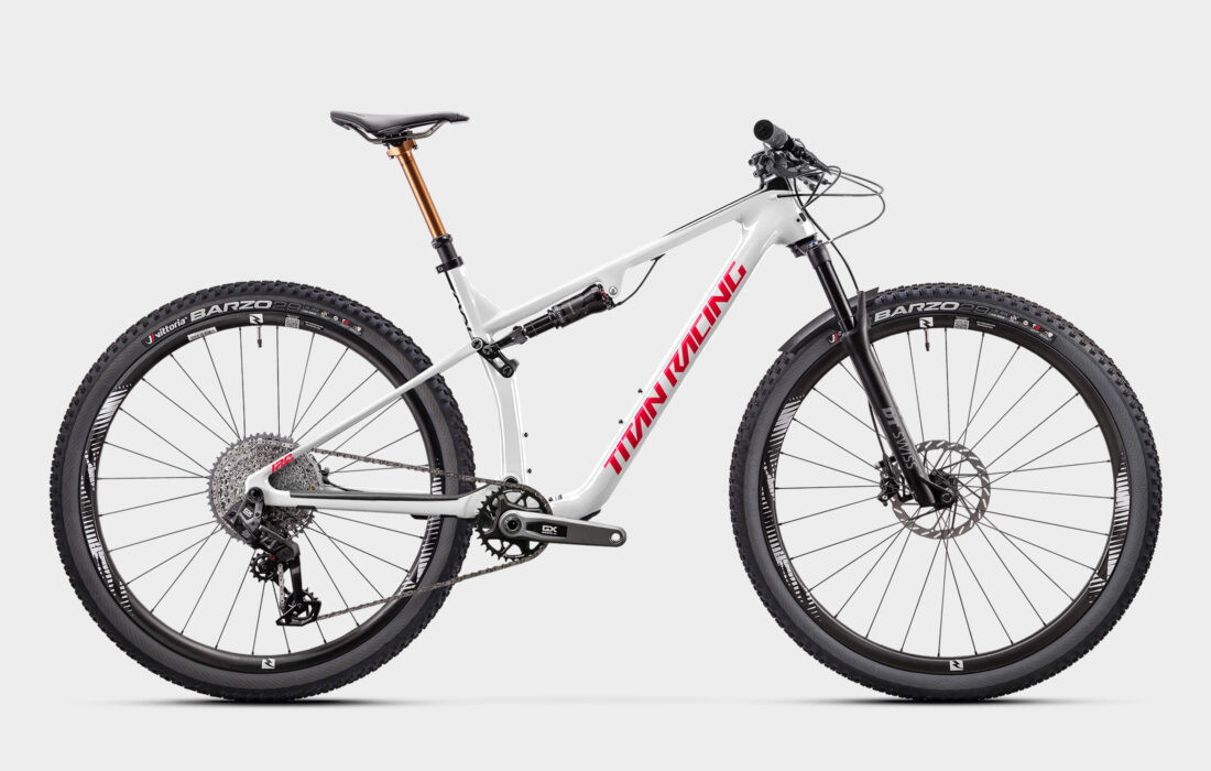Titan25 Cypher Gen 2 DC Carbon Pro - Artic Snow
